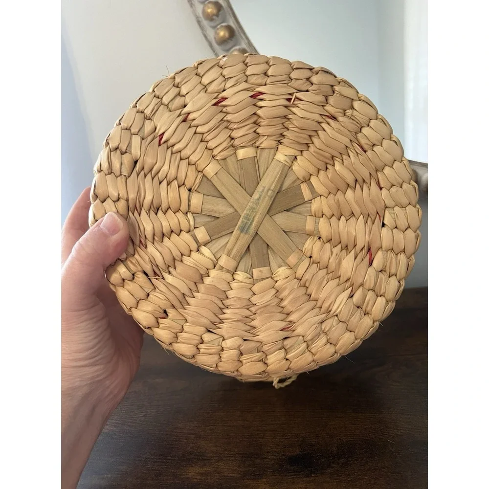 Vintage Mexican Handwoven Palm Lidded‎ Basket Folk Art Boho Southwestern